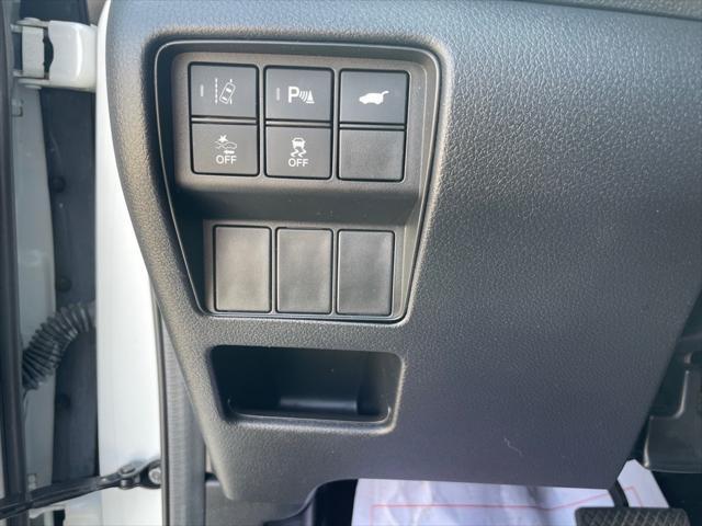 used 2020 Honda CR-V Hybrid car, priced at $26,998