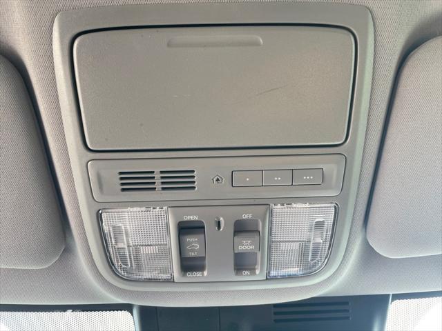 used 2020 Honda CR-V Hybrid car, priced at $26,998