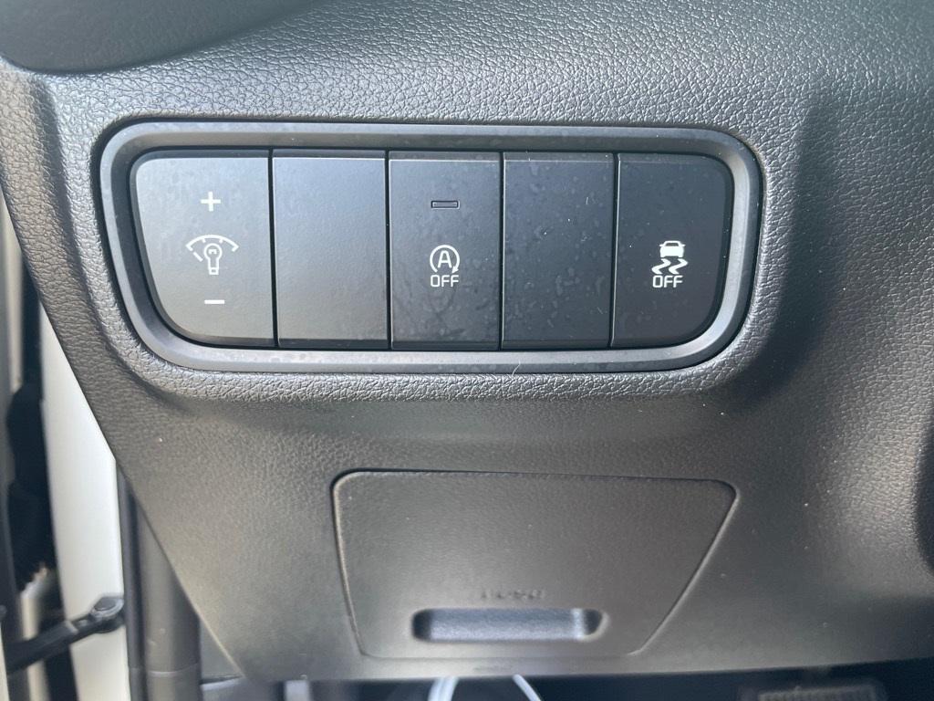 used 2022 Kia Soul car, priced at $16,141
