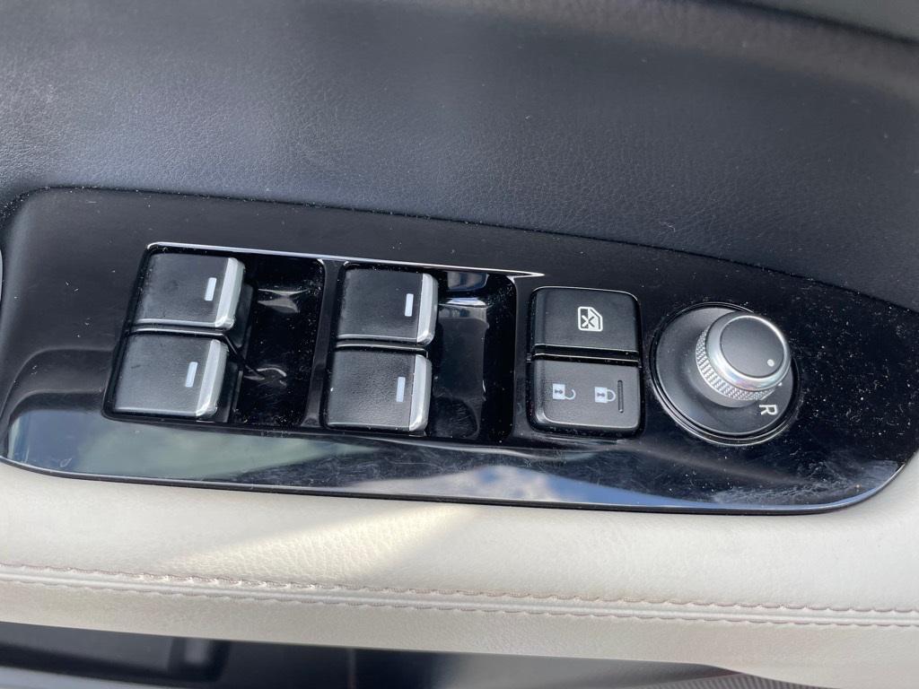 used 2023 Mazda CX-5 car, priced at $24,284