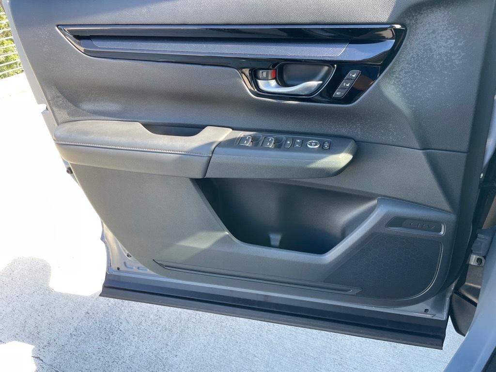 used 2023 Honda CR-V car, priced at $27,009