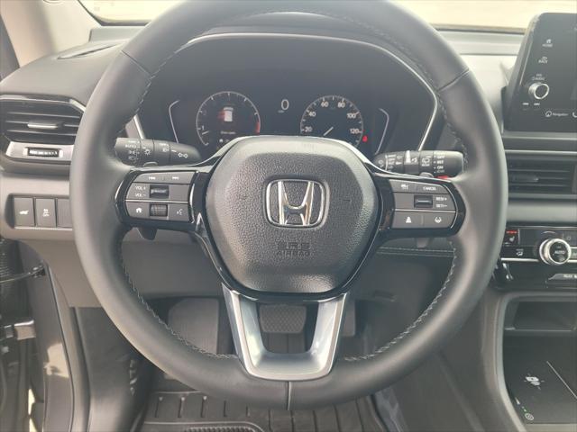 new 2025 Honda Pilot car, priced at $45,747