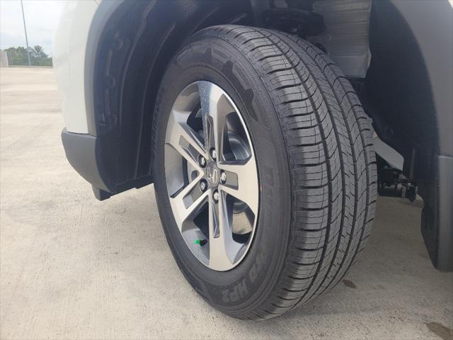 new 2025 Honda Pilot car, priced at $44,215