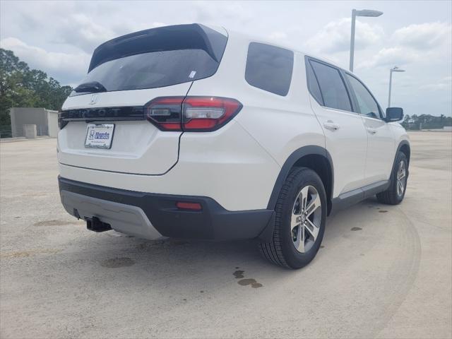 new 2025 Honda Pilot car, priced at $44,215