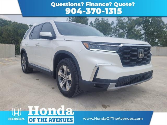 new 2025 Honda Pilot car, priced at $44,215