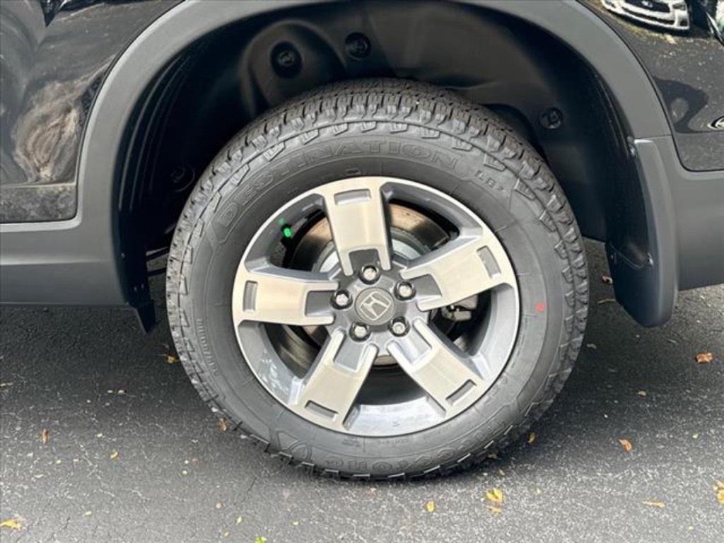 new 2025 Honda Ridgeline car, priced at $44,191
