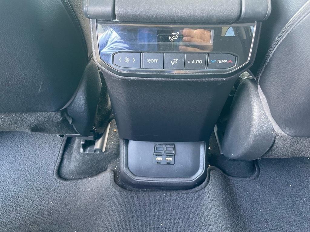 used 2021 Toyota Highlander car, priced at $24,657