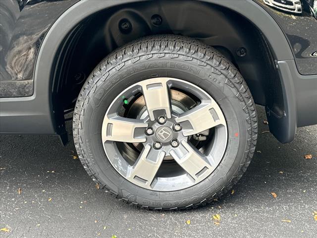 new 2025 Honda Ridgeline car, priced at $43,973