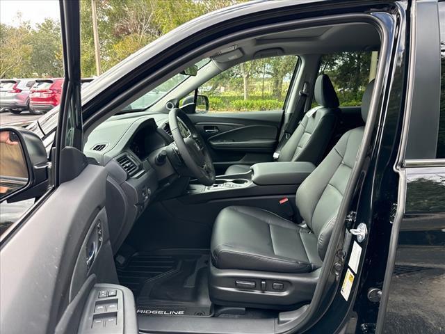 new 2025 Honda Ridgeline car, priced at $43,973