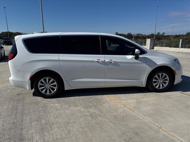 used 2017 Chrysler Pacifica car, priced at $14,245