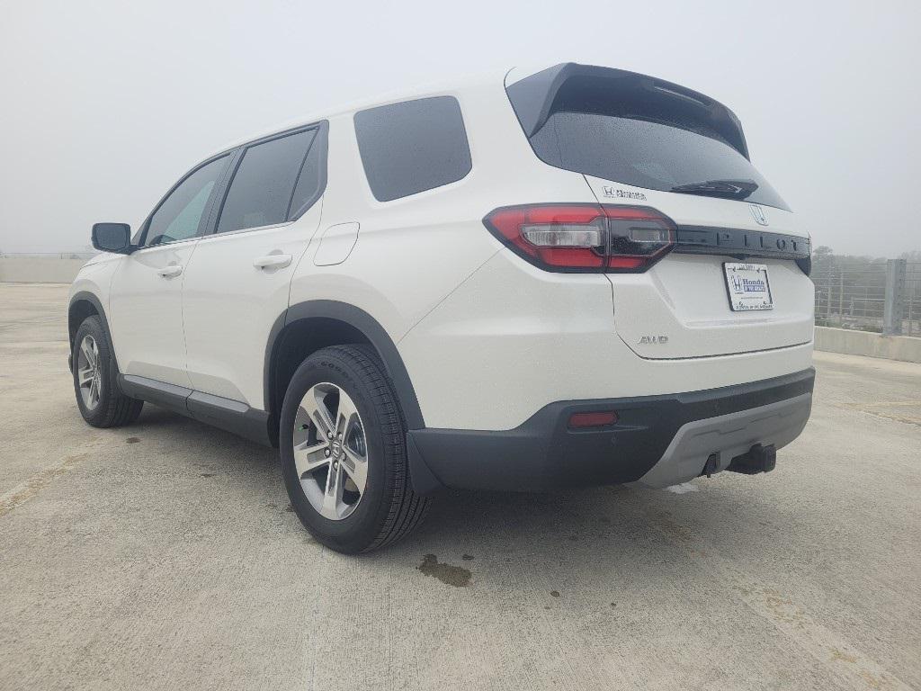 used 2025 Honda Pilot car, priced at $47,925