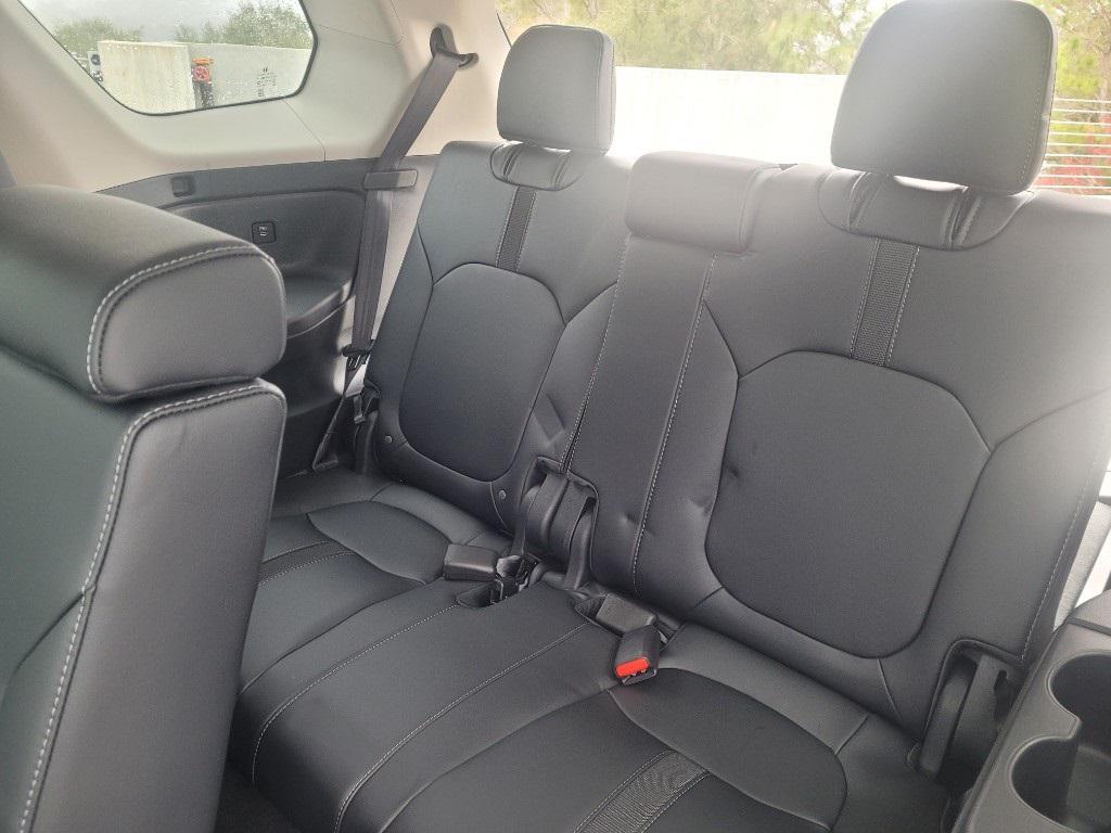 used 2025 Honda Pilot car, priced at $47,925
