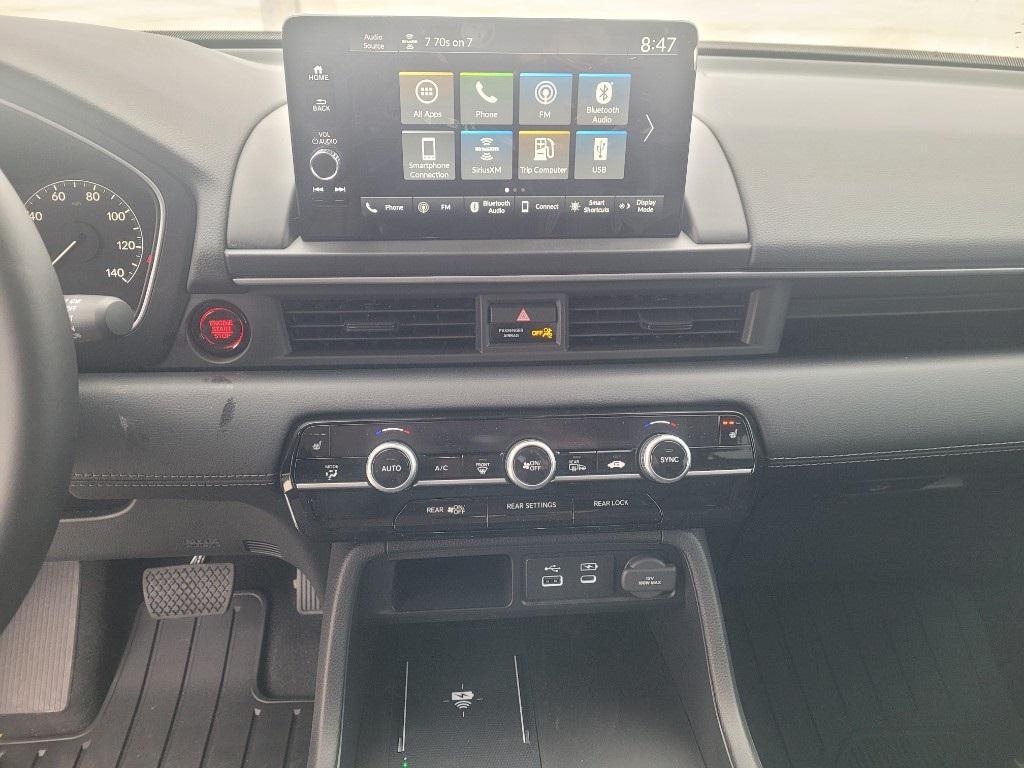 used 2025 Honda Pilot car, priced at $47,925