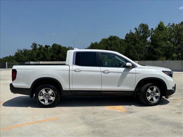 new 2025 Honda Ridgeline car, priced at $44,615