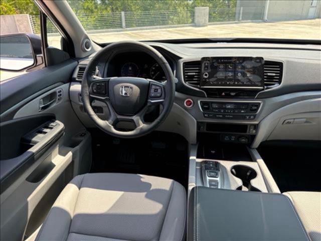 new 2025 Honda Ridgeline car, priced at $44,615