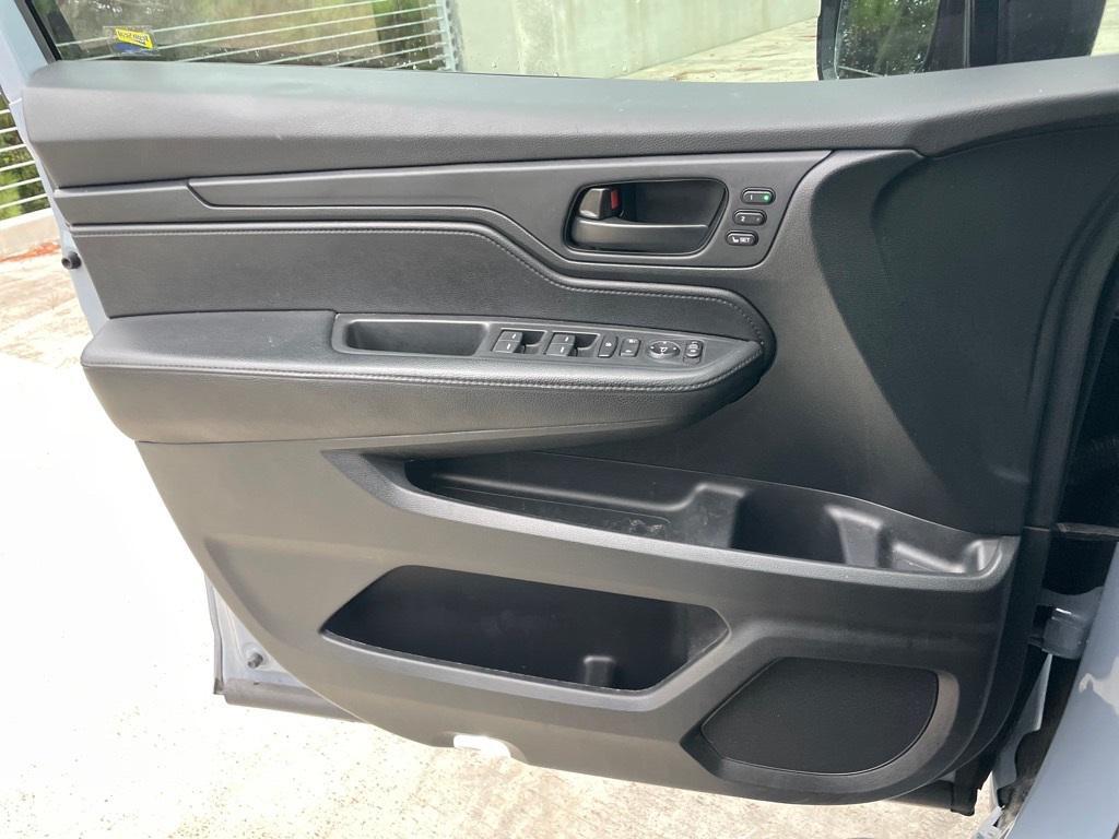 used 2023 Honda Odyssey car, priced at $32,001