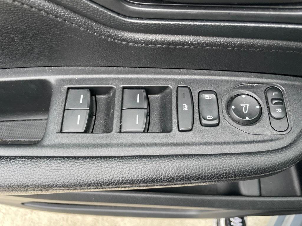 used 2023 Honda Odyssey car, priced at $32,001