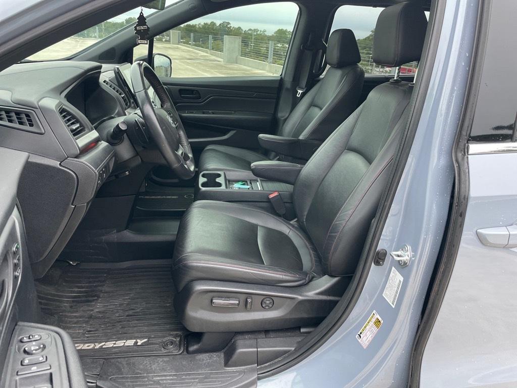 used 2023 Honda Odyssey car, priced at $32,001