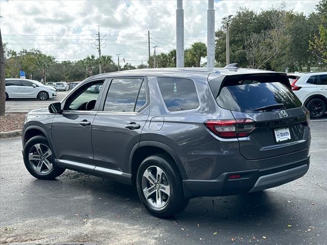 used 2025 Honda Pilot car, priced at $43,974