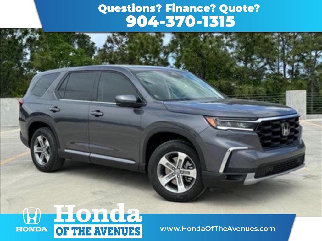 new 2025 Honda Pilot car, priced at $43,056