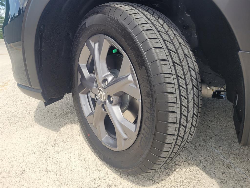 new 2026 Honda HR-V car, priced at $28,014