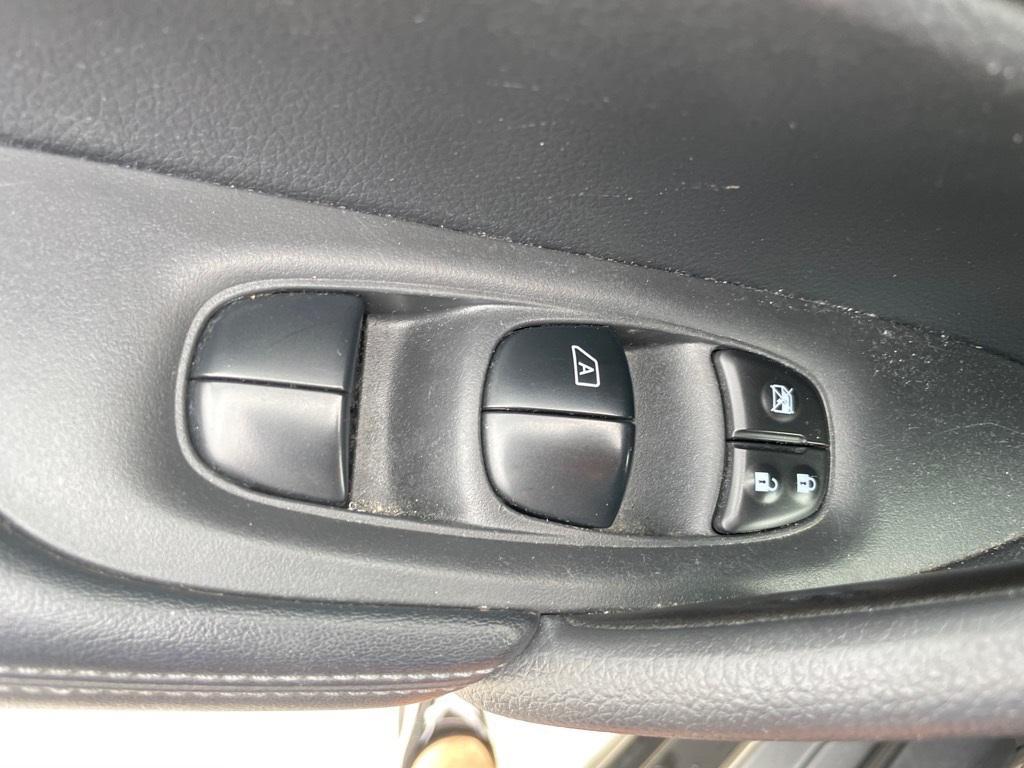 used 2020 Nissan Rogue car, priced at $12,621