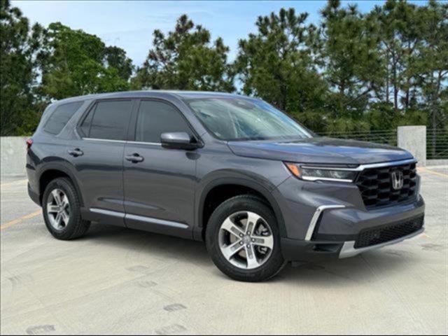 new 2025 Honda Pilot car, priced at $42,480