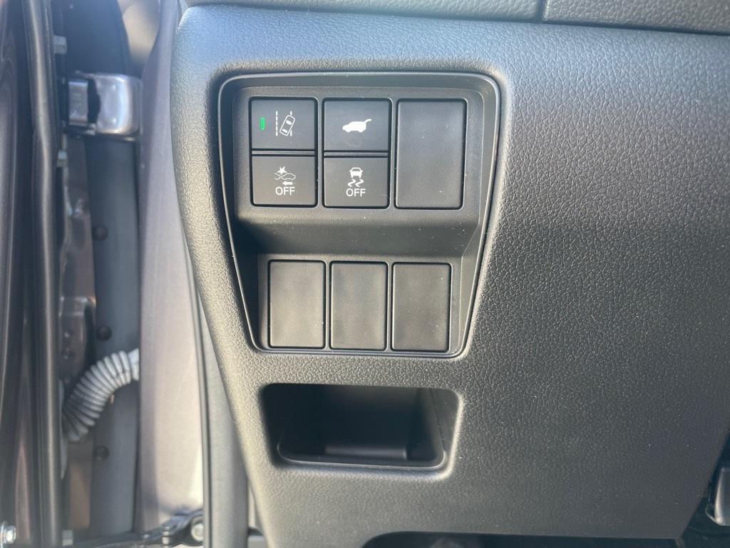 used 2022 Honda CR-V car, priced at $29,075