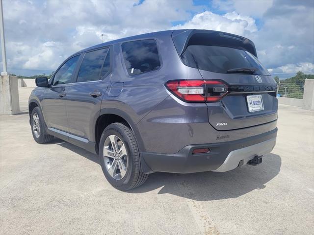 new 2025 Honda Pilot car, priced at $45,061