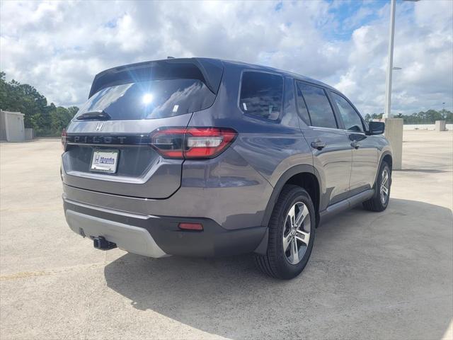 new 2025 Honda Pilot car, priced at $45,061