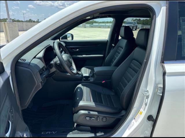 new 2025 Honda CR-V Hybrid car, priced at $39,268