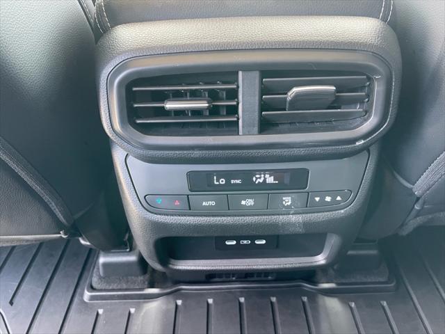 used 2025 Honda Pilot car, priced at $44,420