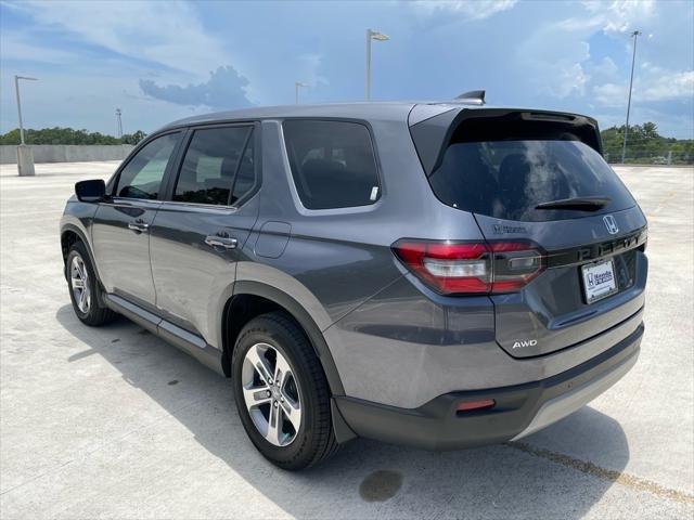 used 2025 Honda Pilot car, priced at $44,420