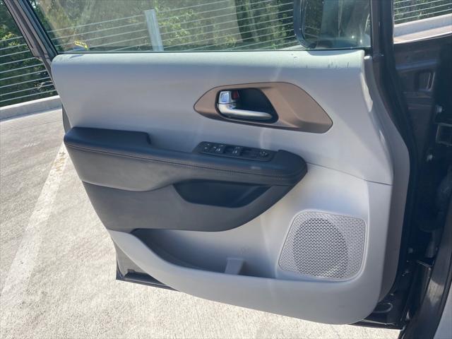 used 2019 Chrysler Pacifica car, priced at $17,730