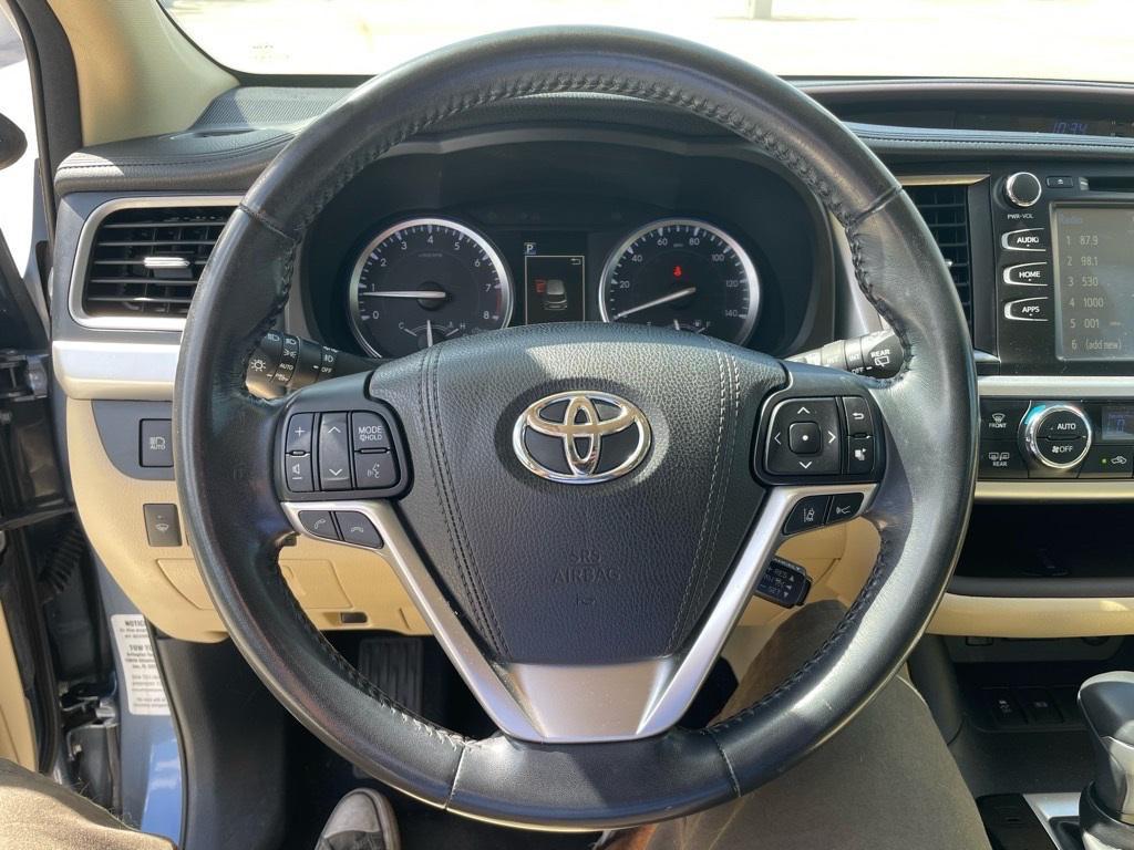 used 2017 Toyota Highlander car, priced at $16,985