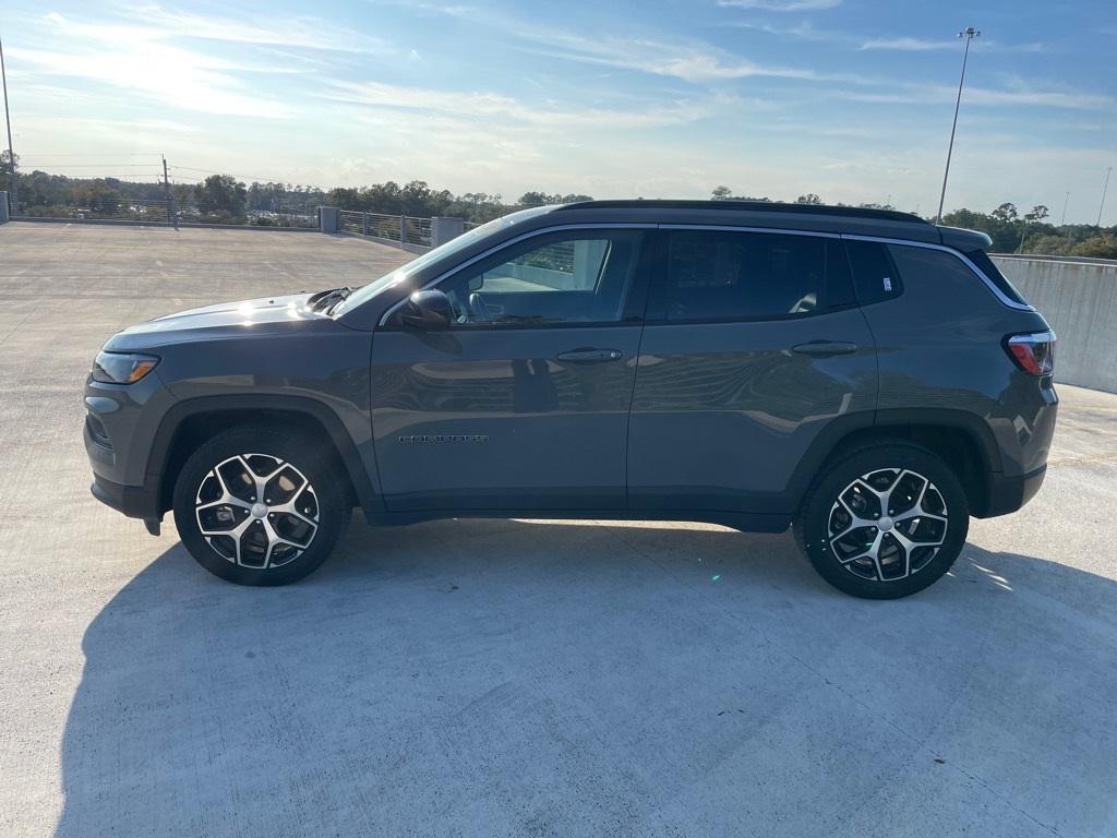 used 2024 Jeep Compass car, priced at $20,319