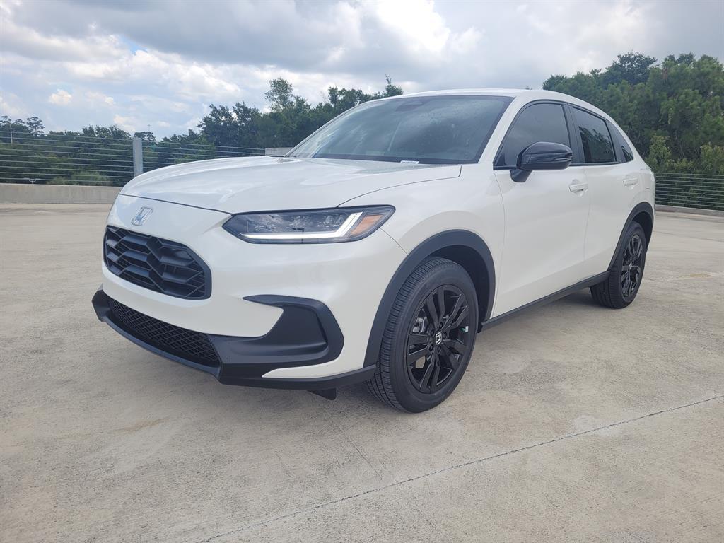 new 2026 Honda HR-V car, priced at $28,920
