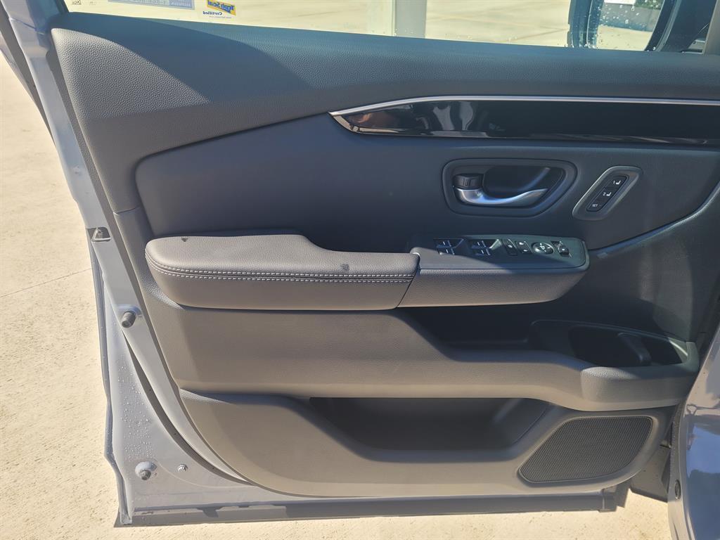 new 2025 Honda Pilot car, priced at $45,886