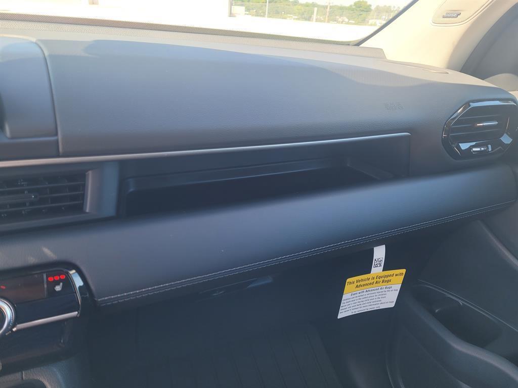 new 2025 Honda Pilot car, priced at $45,886