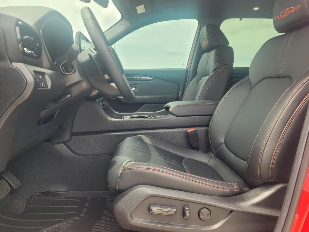 new 2025 Honda Pilot car, priced at $48,745