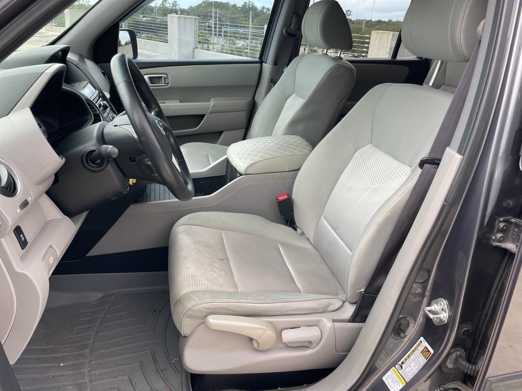 used 2015 Honda Pilot car, priced at $15,936