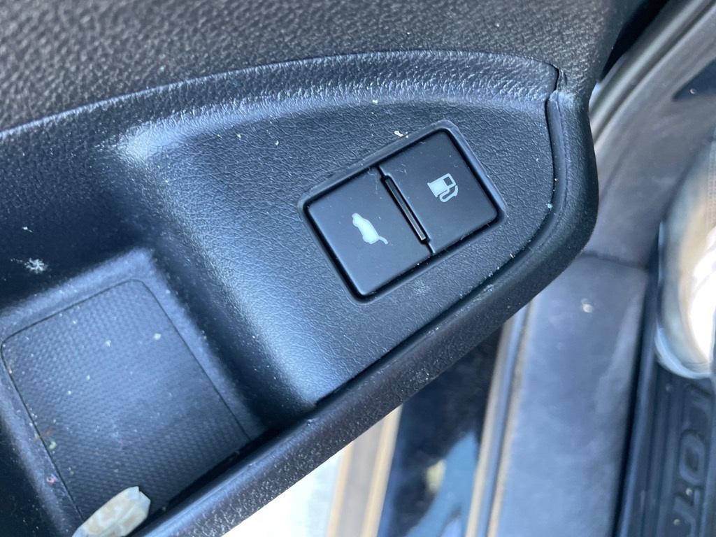 used 2022 Honda Pilot car, priced at $29,724