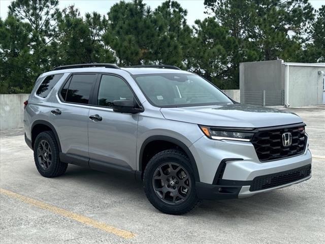 new 2025 Honda Pilot car, priced at $49,528