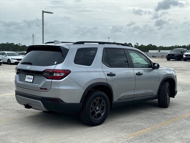 new 2025 Honda Pilot car, priced at $49,528