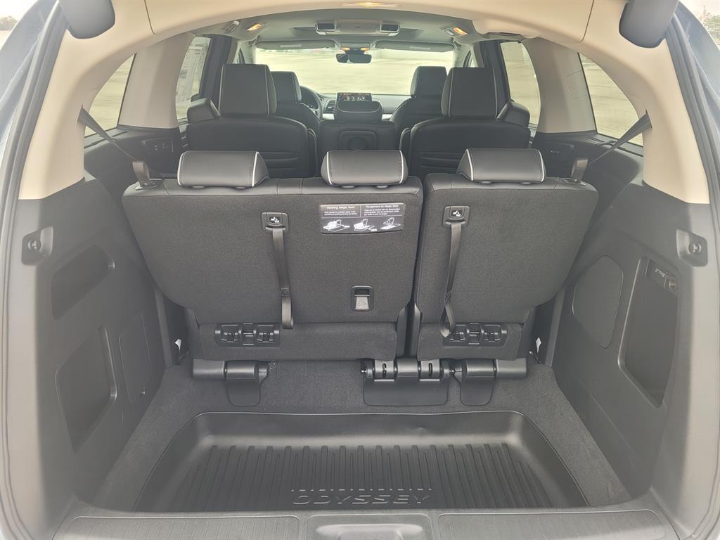 new 2026 Honda Odyssey car, priced at $50,940