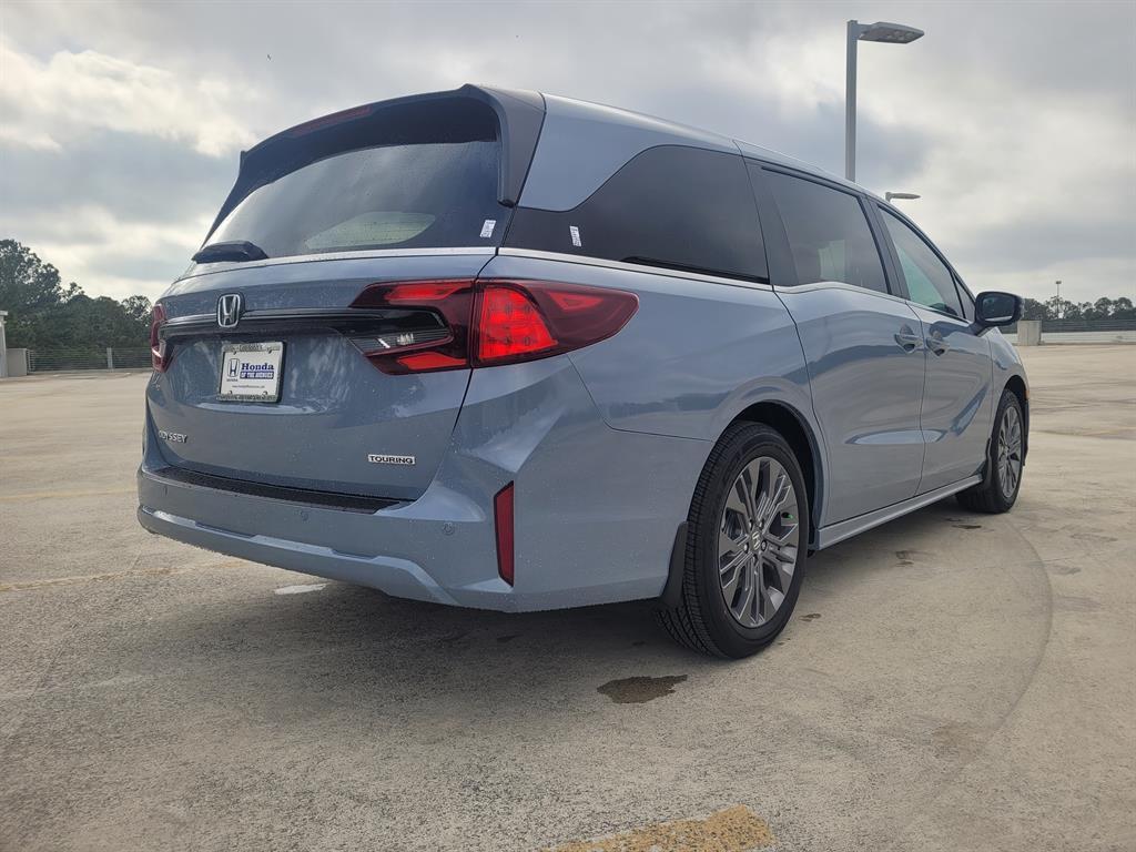 new 2026 Honda Odyssey car, priced at $50,940