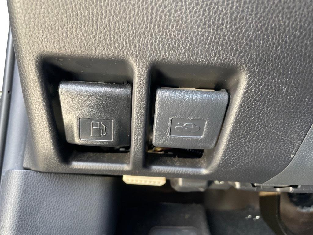 used 2021 Toyota RAV4 car, priced at $20,186