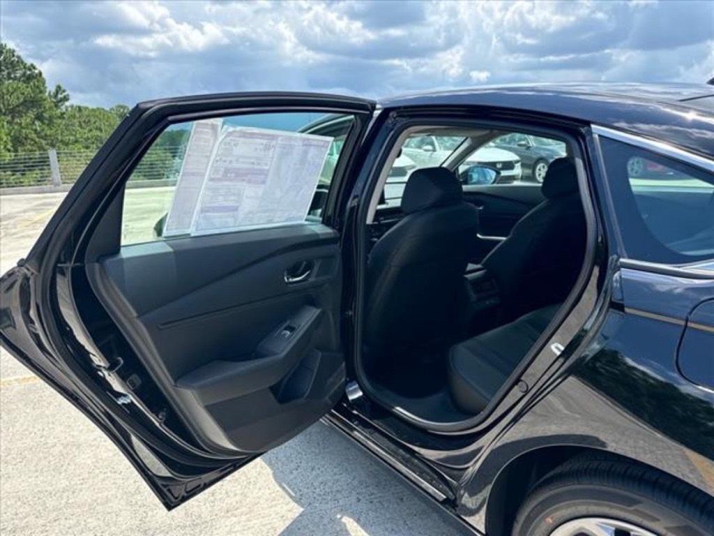 new 2025 Honda Accord Hybrid car, priced at $35,627