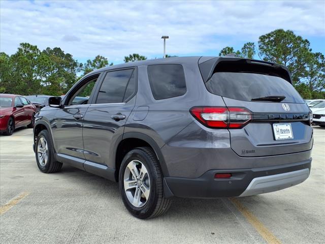 new 2025 Honda Pilot car, priced at $42,349