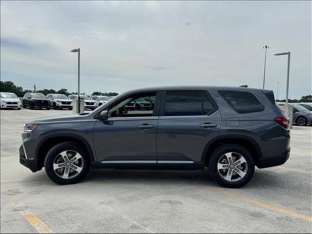 new 2025 Honda Pilot car, priced at $43,987